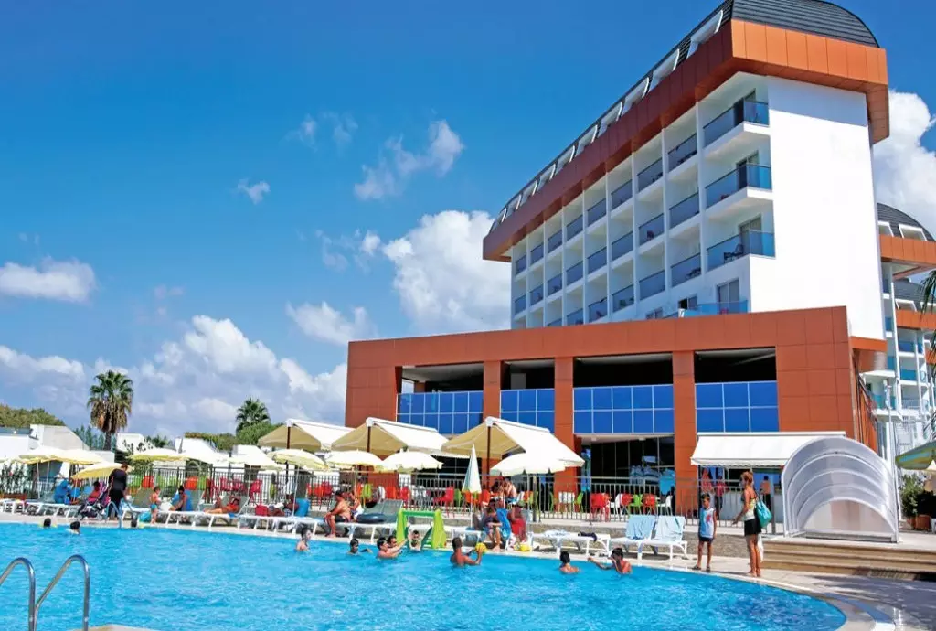 hotel throne nilbahir resort alanya_shabavizparvaz_01.jpg